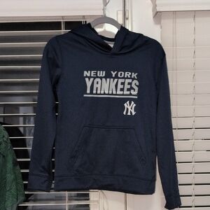 New York Yankees Genuine Major League Baseball Navy Hoodie  Size M